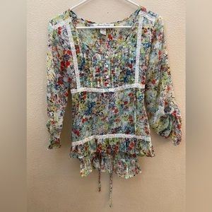 American Tag Sheer Tie Back 3/4 sleeve Top